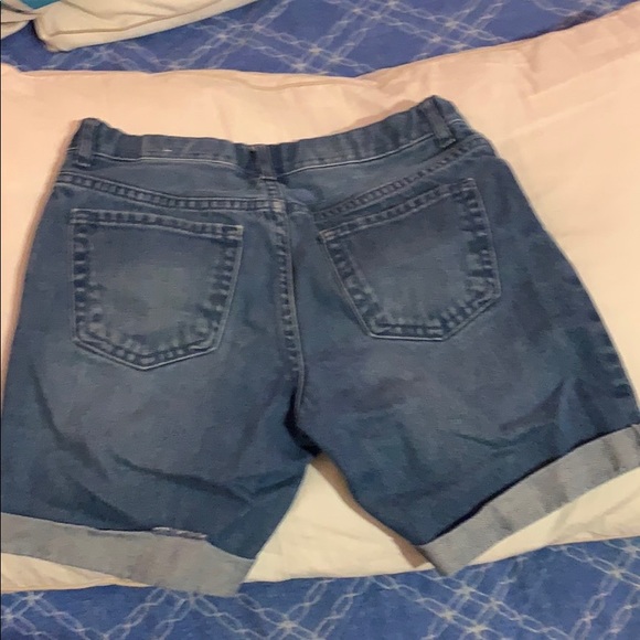 Blue jean shorts with rips - Picture 3 of 3